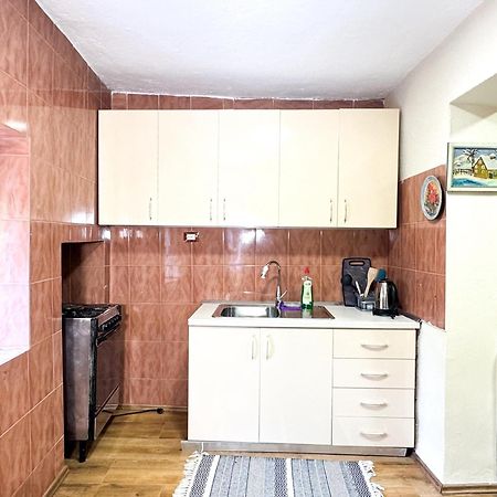 Shkodra Guest House & Trips 外观 照片