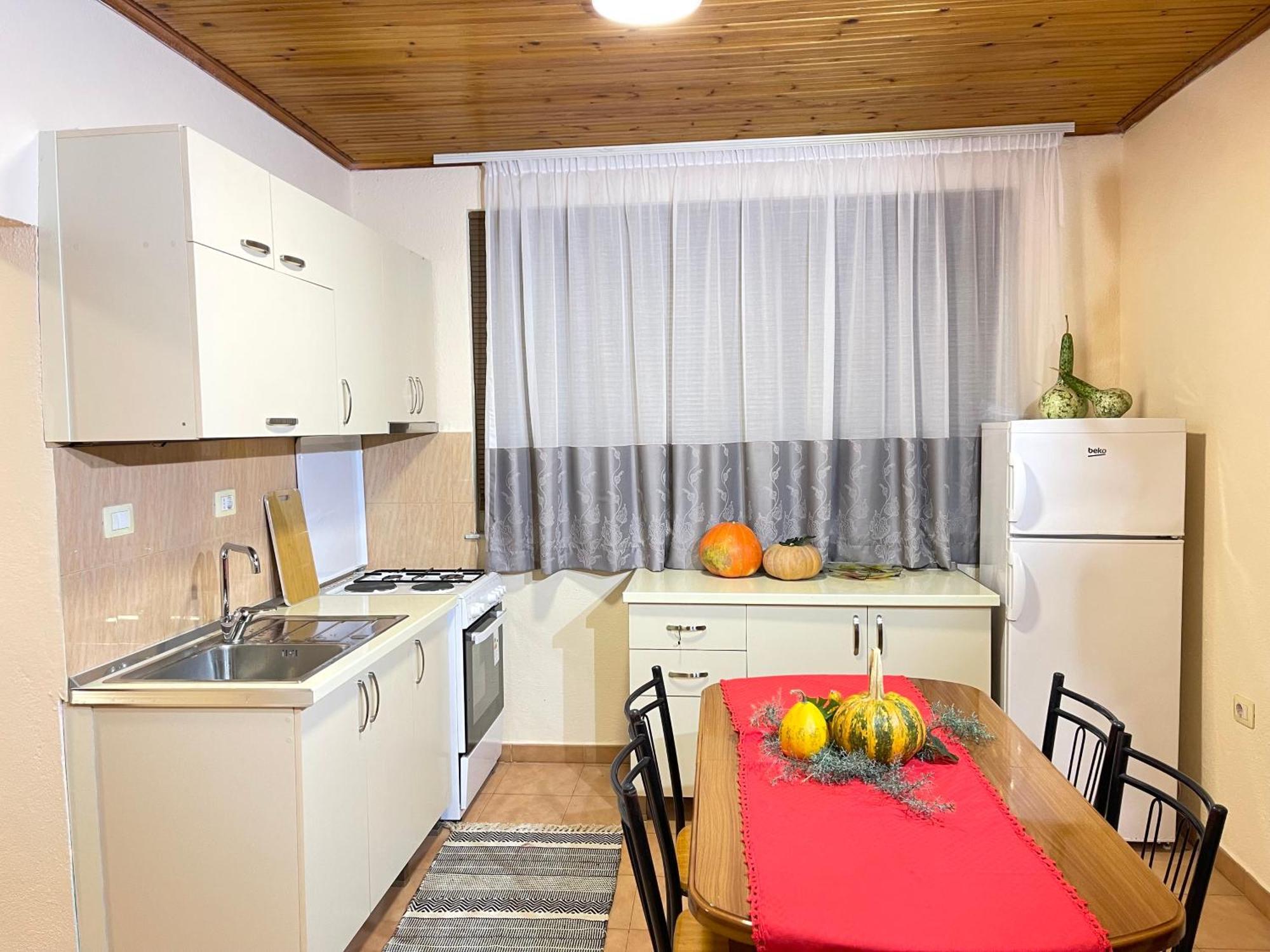 Shkodra Guest House & Trips 外观 照片